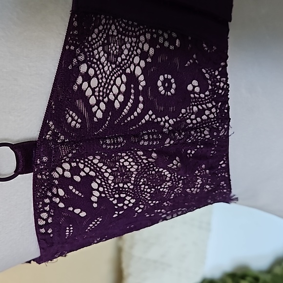 Victoria's Secret Very Sexy Unlined Plunge High Neck Purple Lace Bra 36DD NWOT - Picture 5 of 8